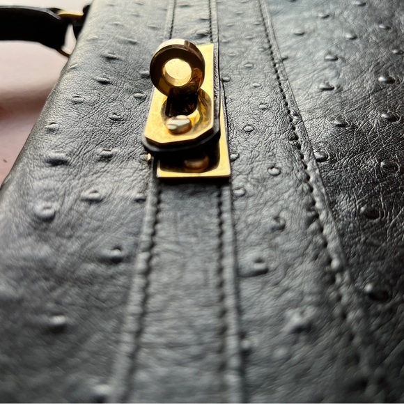 Italian Leather Purse inspired by Breakfast at Tiffany's with detachable strap. - Picture 6 of 8